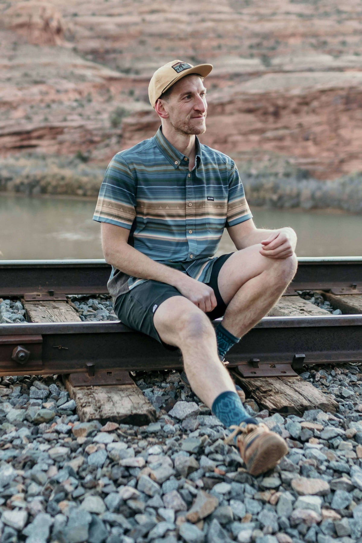 Belong Designs Vista Stretch Button Down
