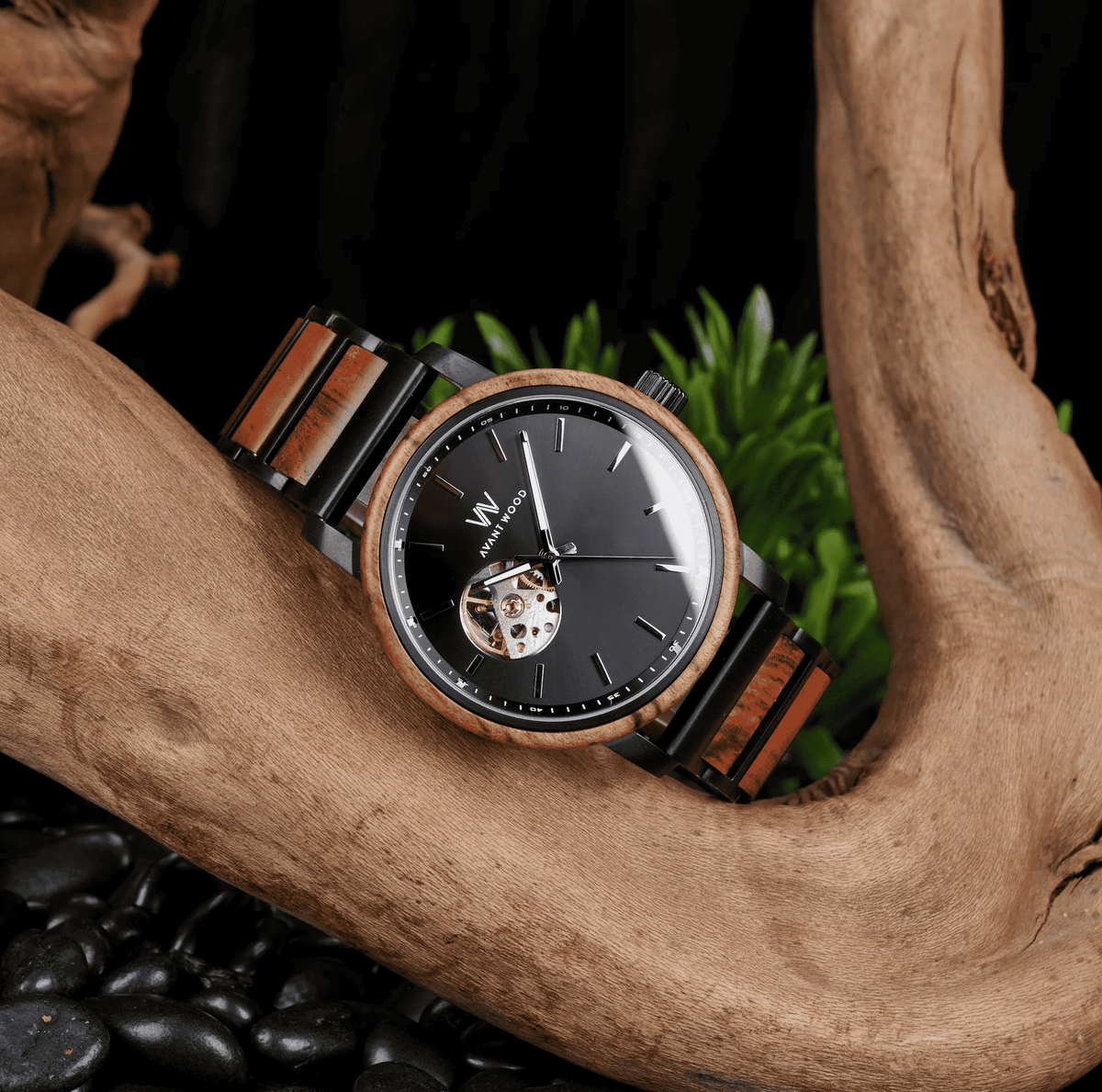 AvantWood Royal Black Sapphire - Automatic - Men's Watch
