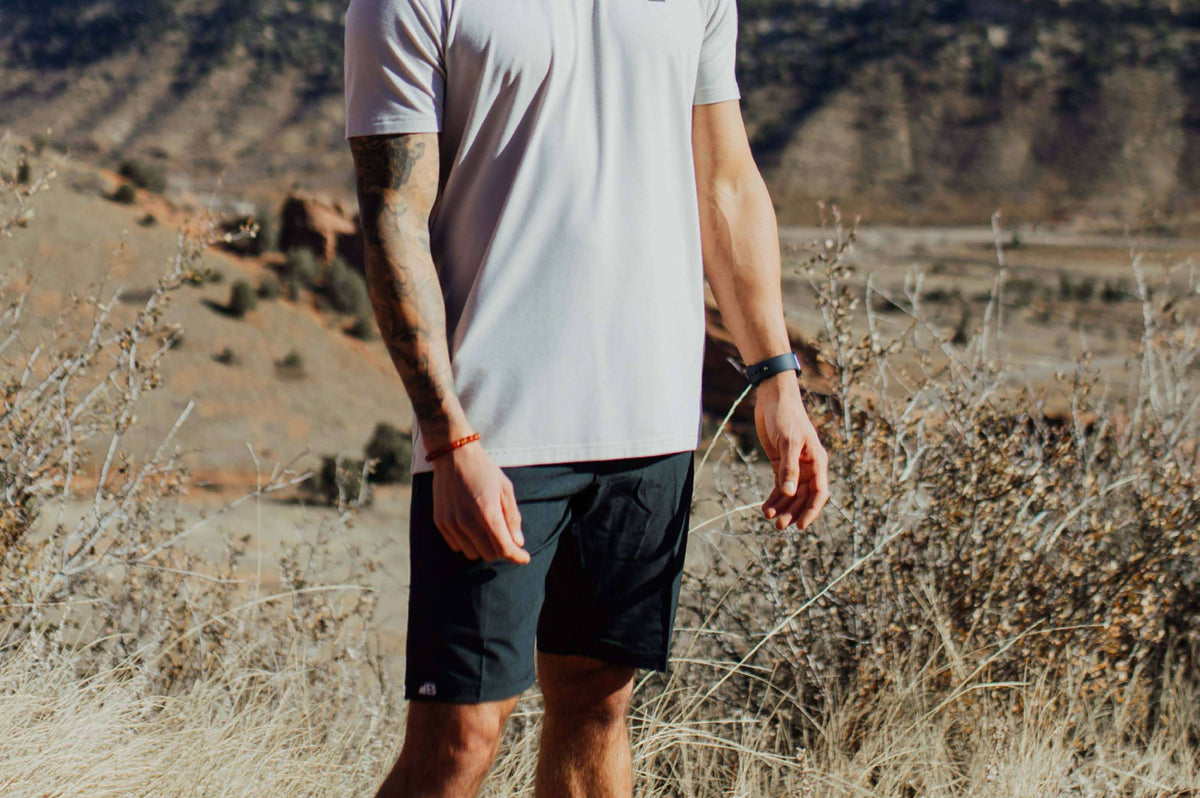 Belong Designs Men's Mountain Traverse Tek Tee