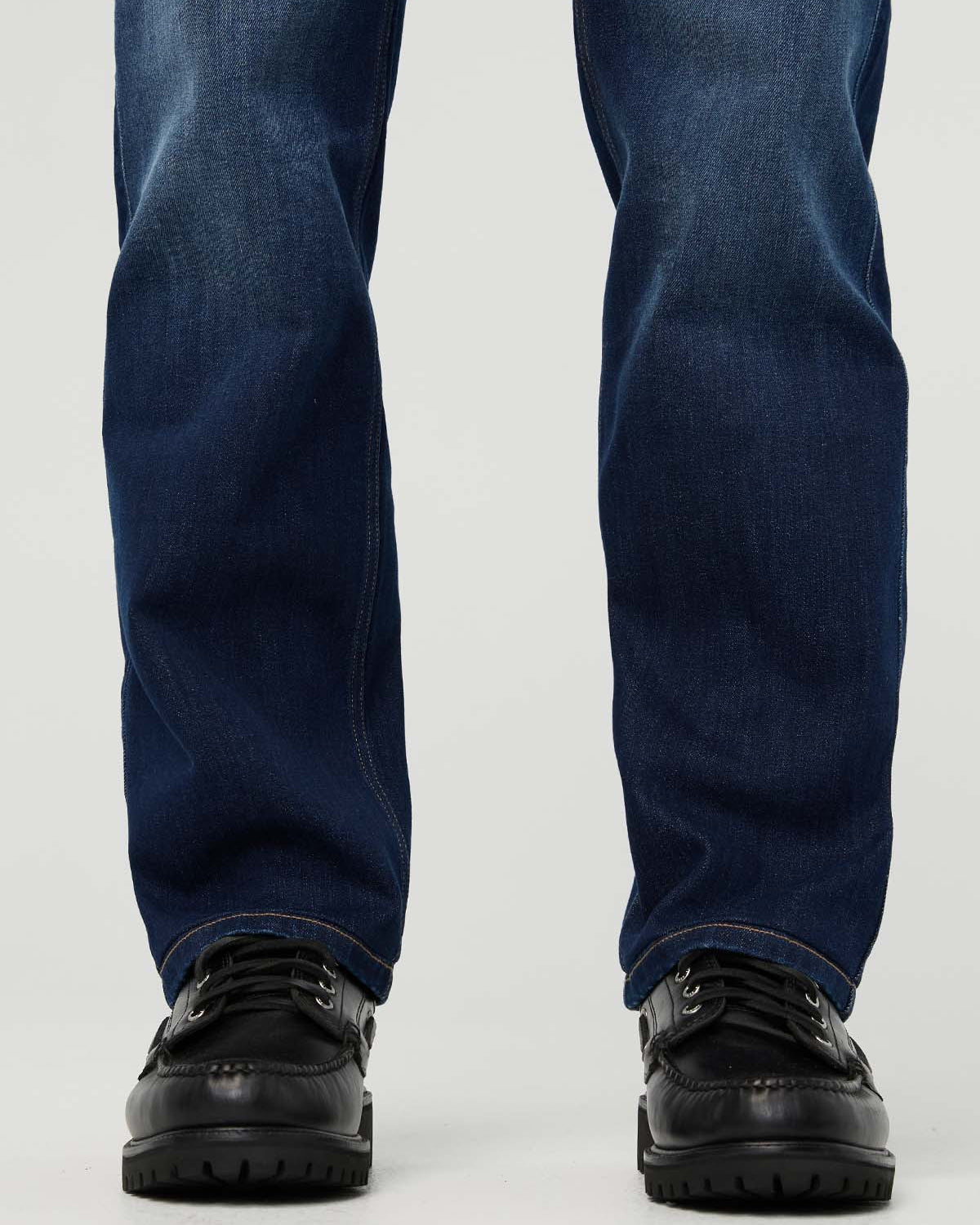 DUER Performance Denim+ Straight
