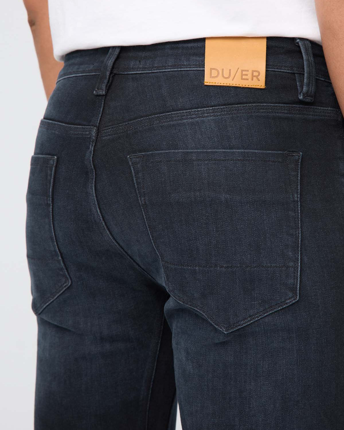 DUER Performance Denim+ Straight