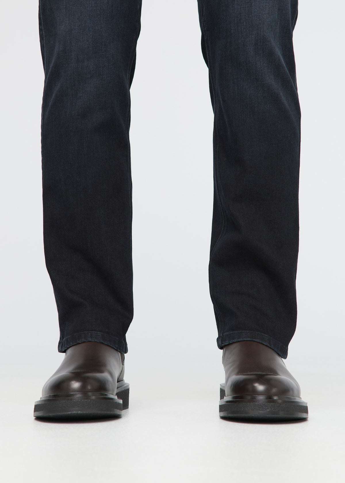 DUER Performance Denim+ Straight