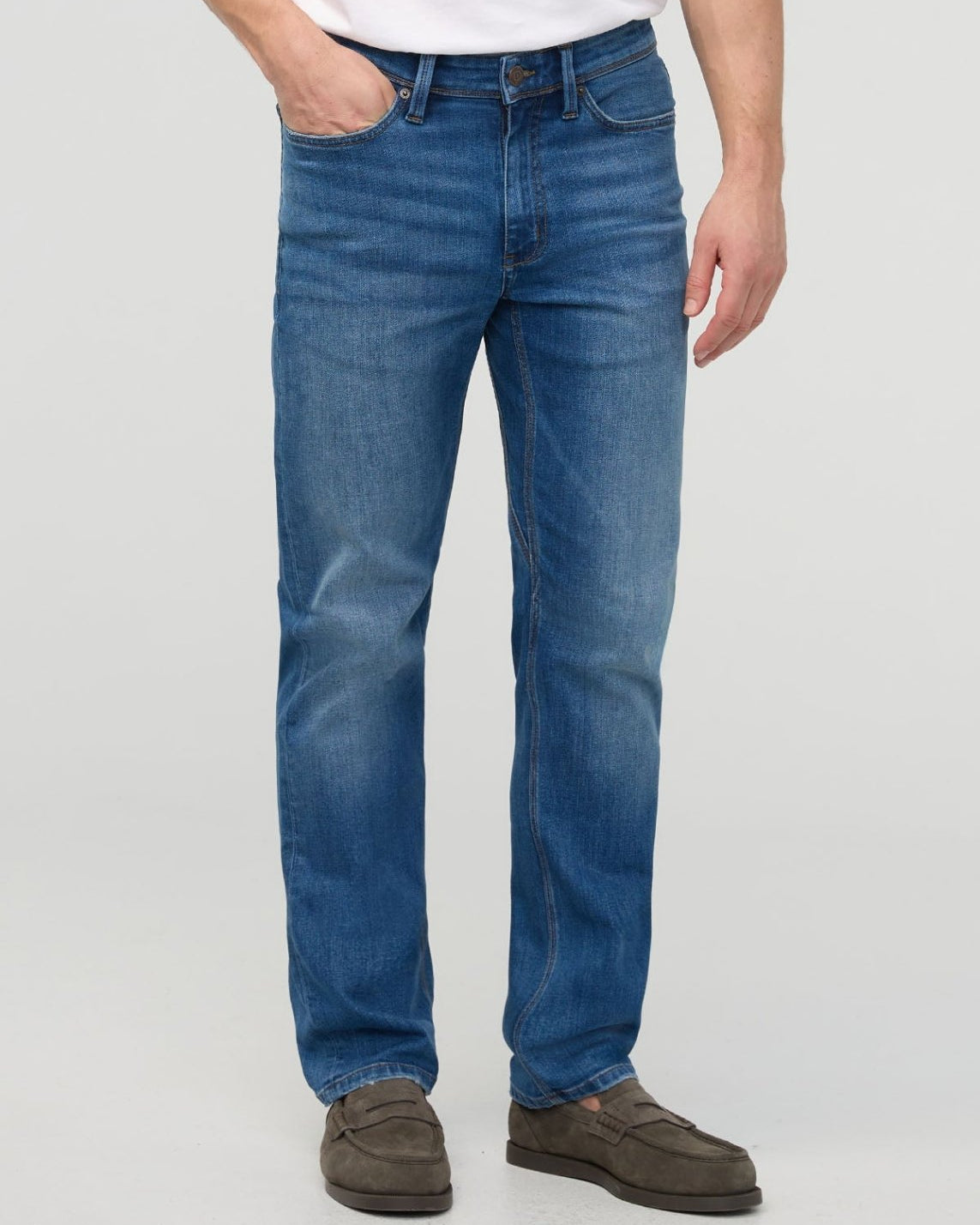 DUER Performance Denim+ Straight Alpine Indigo