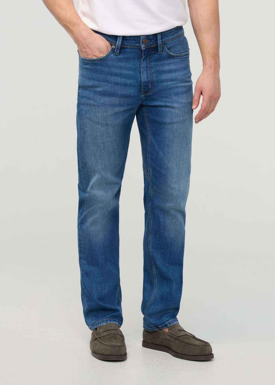 DUER Performance Denim+ Straight Alpine Indigo