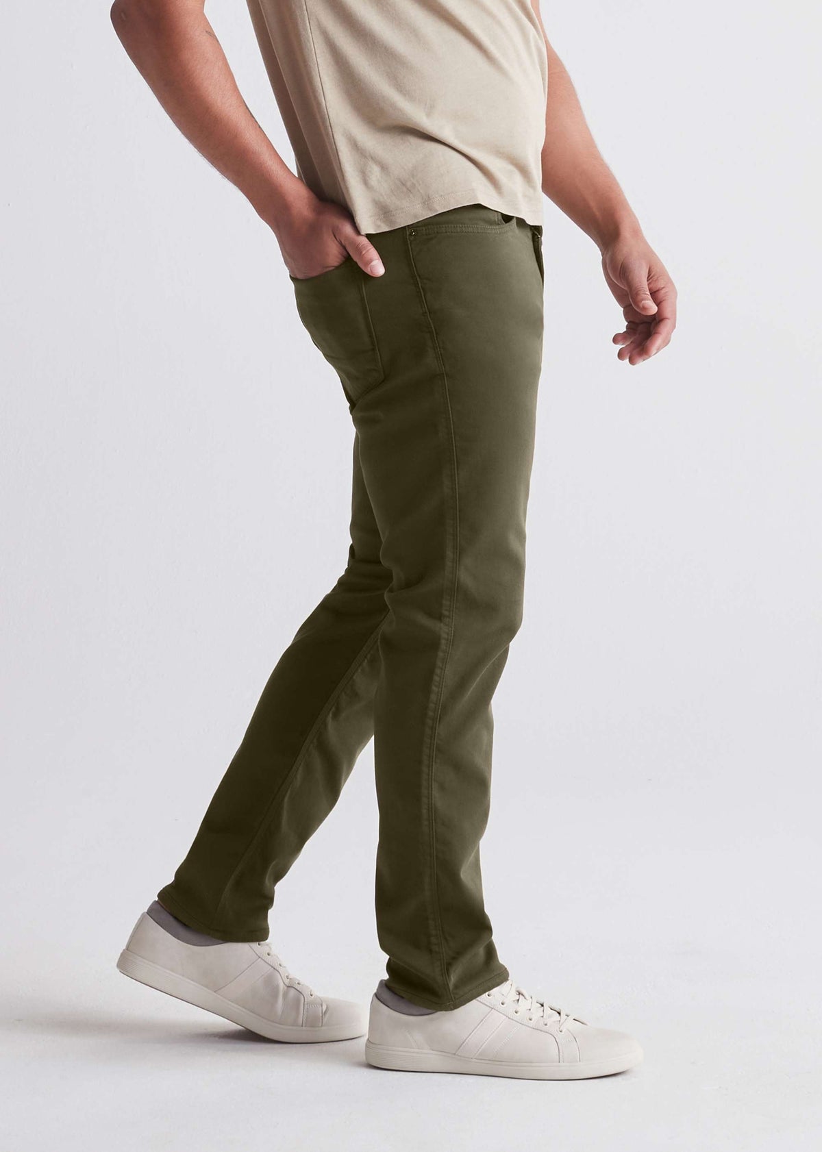 DUER Men's No Sweat Relaxed Taper Pant