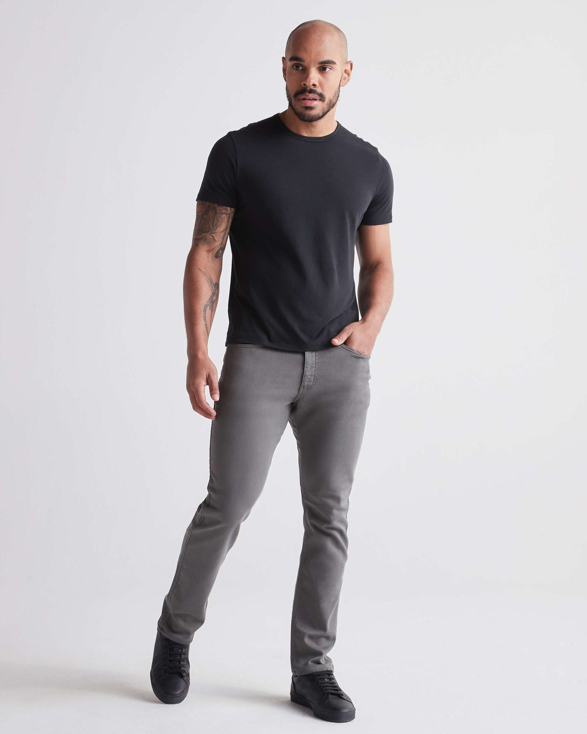 DUER Men's No Sweat Relaxed Taper Pant