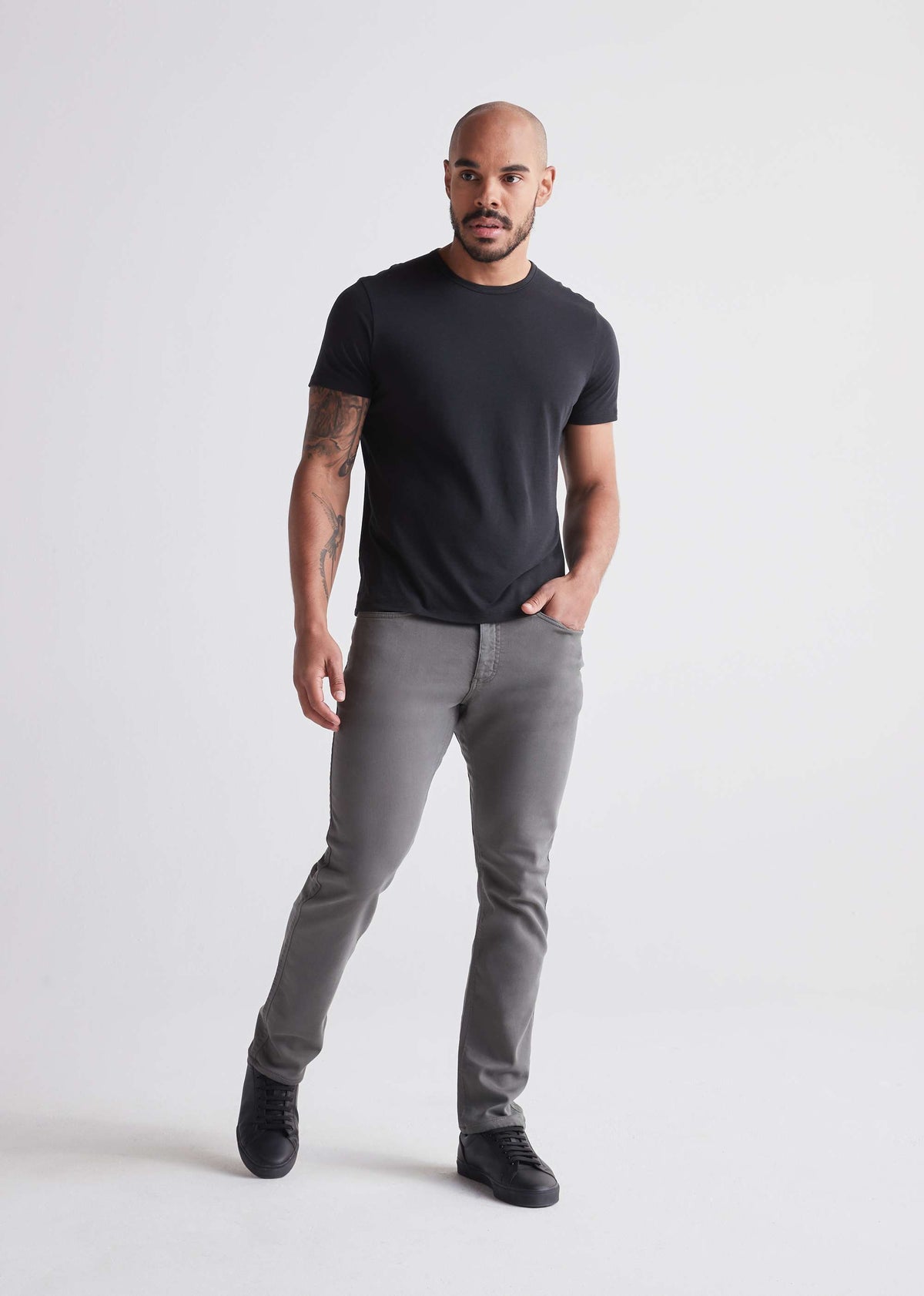 DUER Men's No Sweat Relaxed Taper Pant
