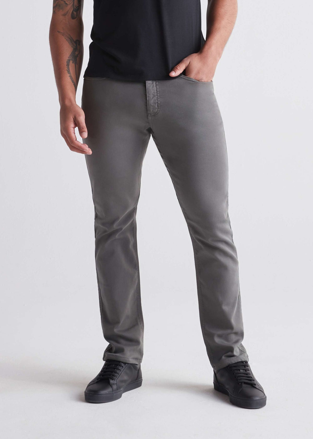 DUER Men's No Sweat Relaxed Taper Pant