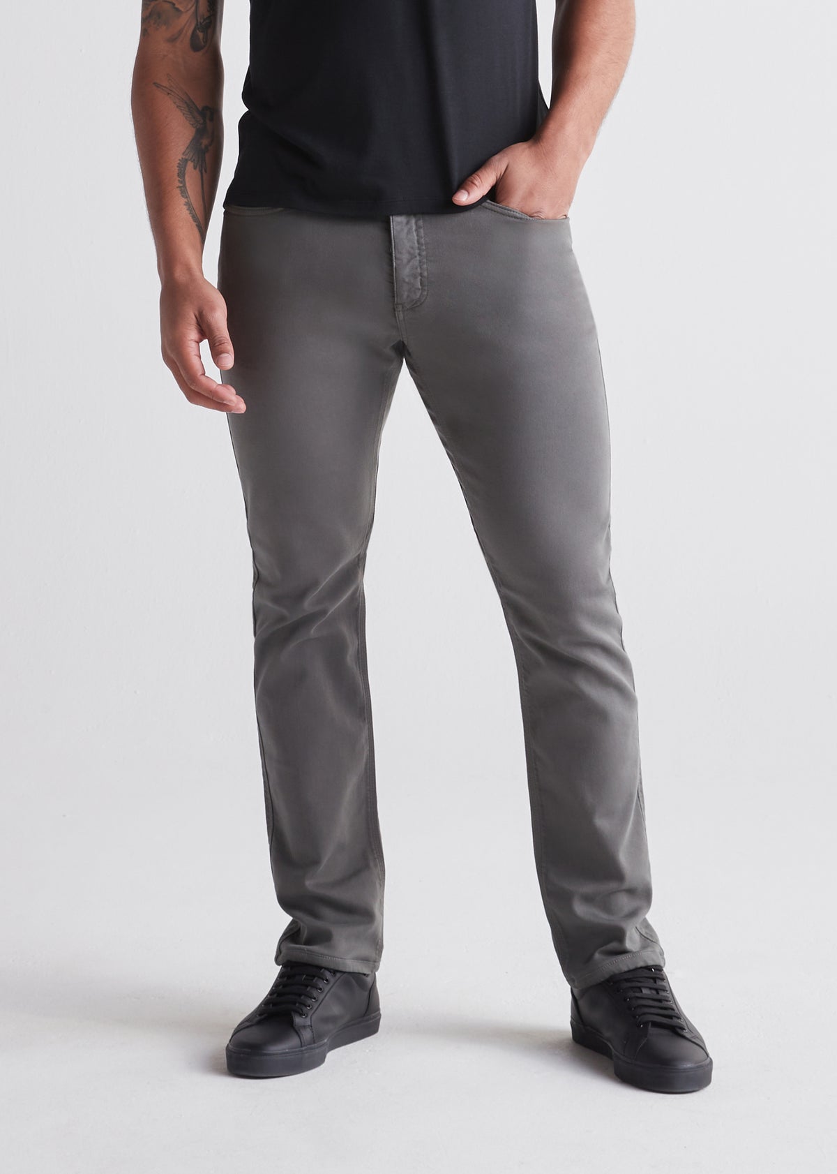 Men's No Sweat Relaxed Taper Pant