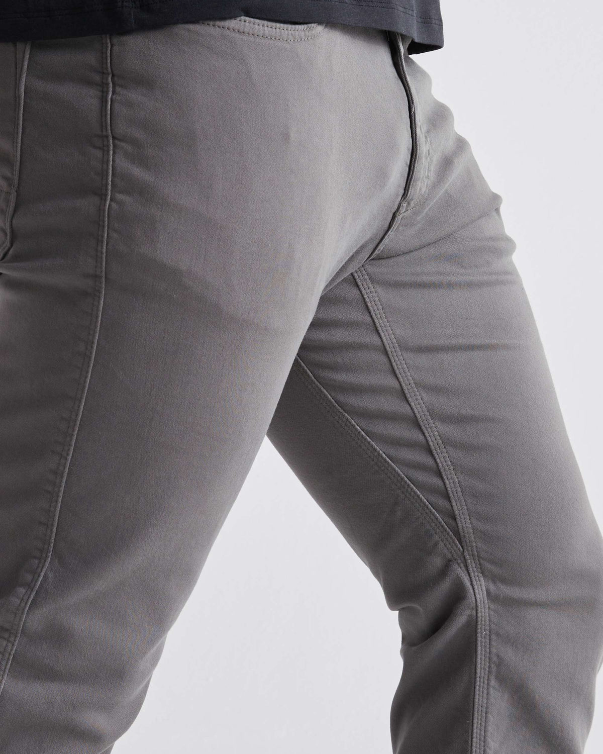 DUER Men's No Sweat Relaxed Taper Pant