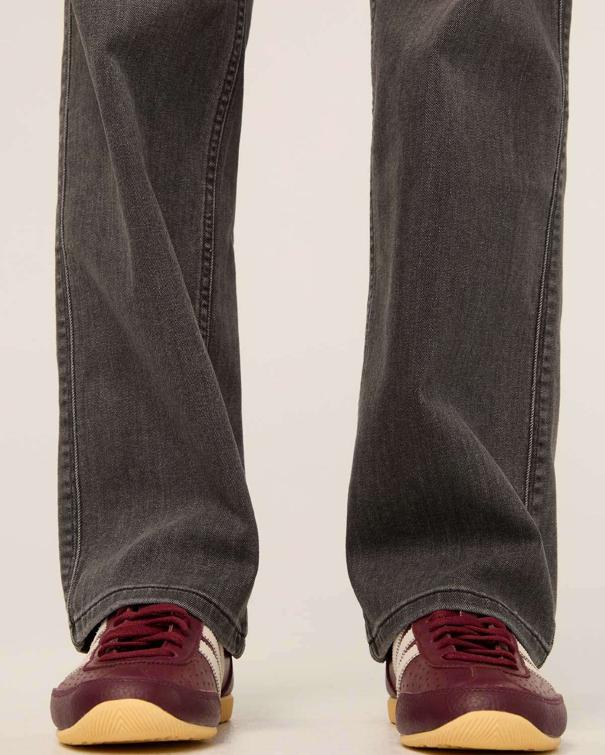 DUER Performance Denim Mid Rise Straight