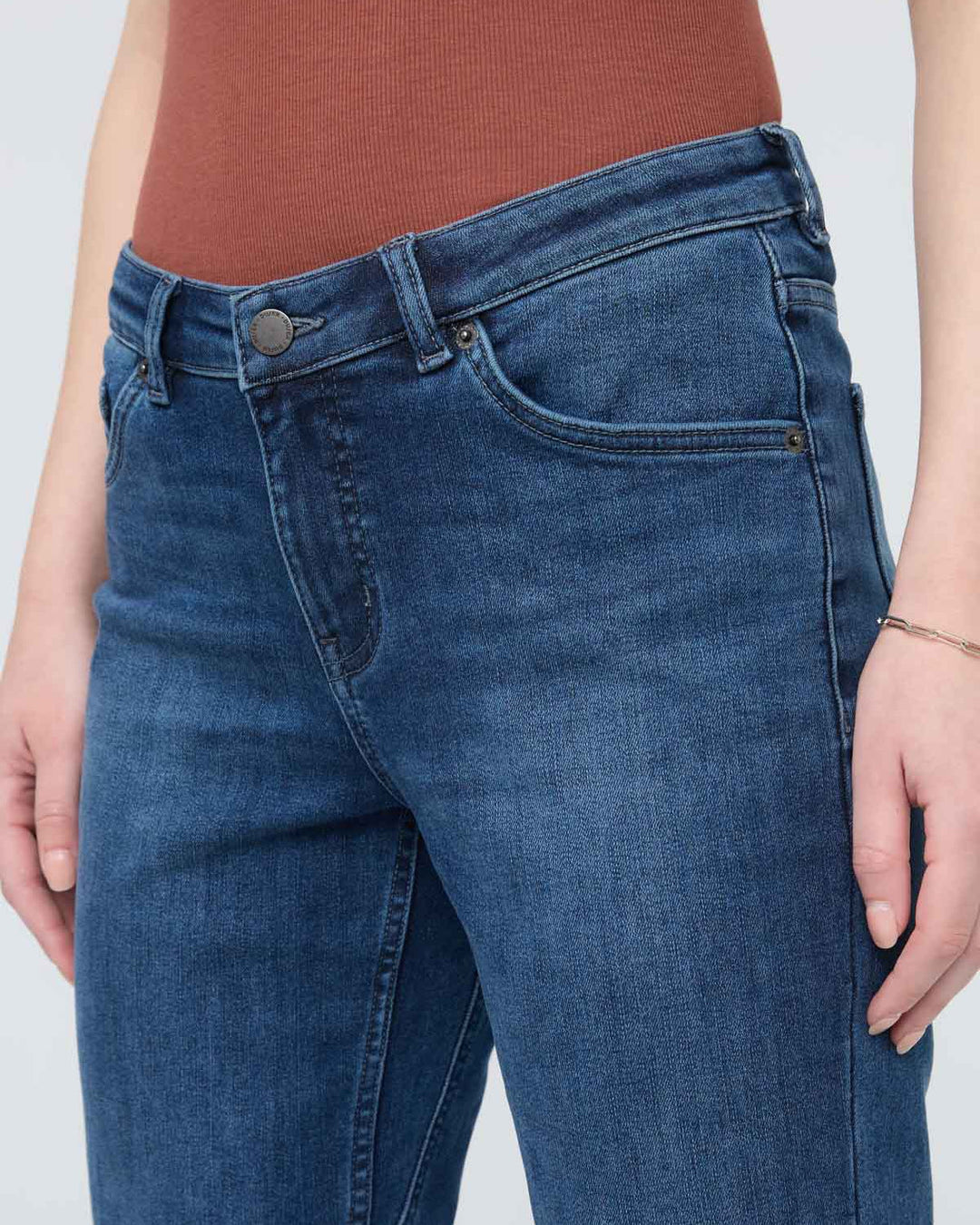 DUER Women's Girlfriend Tech Fleece Denim Jeans
