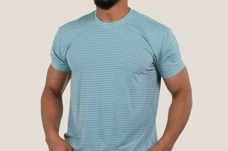 Belong Designs Men's Traverse Tek Tee Blue Ridgeline