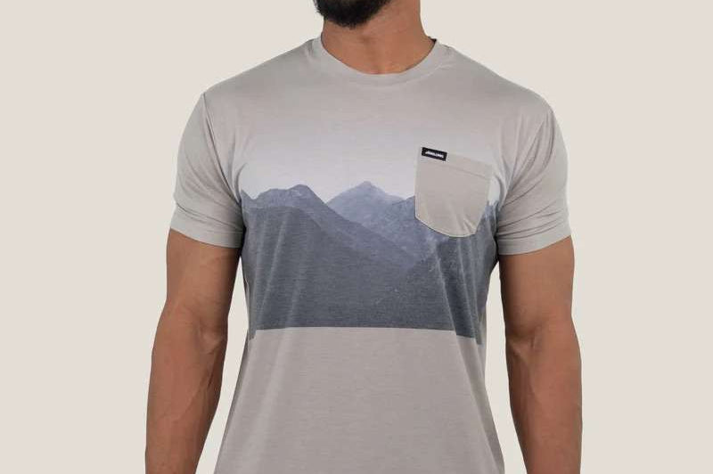 Belong Designs Men's Traverse Tek Tee Grandview Beige