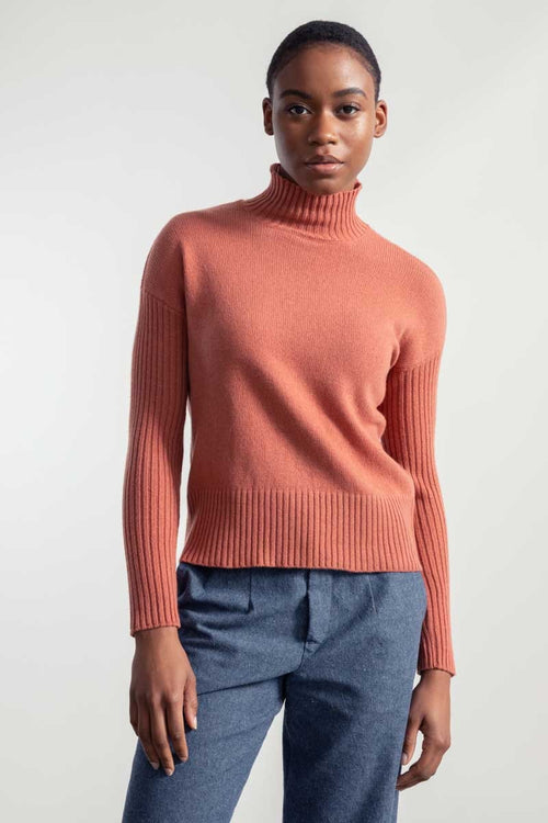 Erminia Women's Recycled Cashmere Sweater Grapefruit Pink