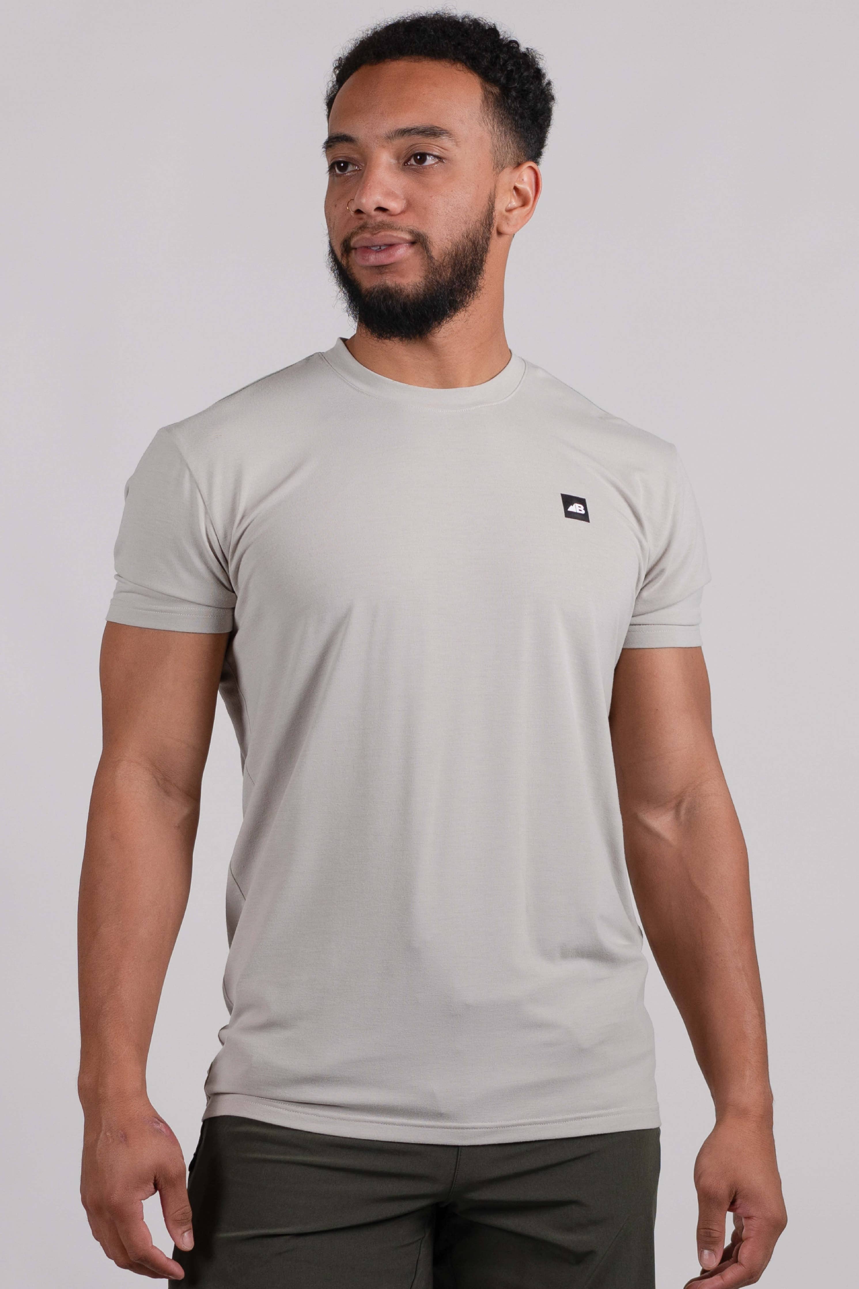 Men's Mountain Traverse Tek Tee Beige
