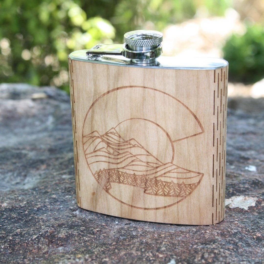 WUDN Handcrafted Colorado Landscape 6 oz. Wooden Hip Flask (Outdoor Adventure Series - Art by Ben McKenzie)