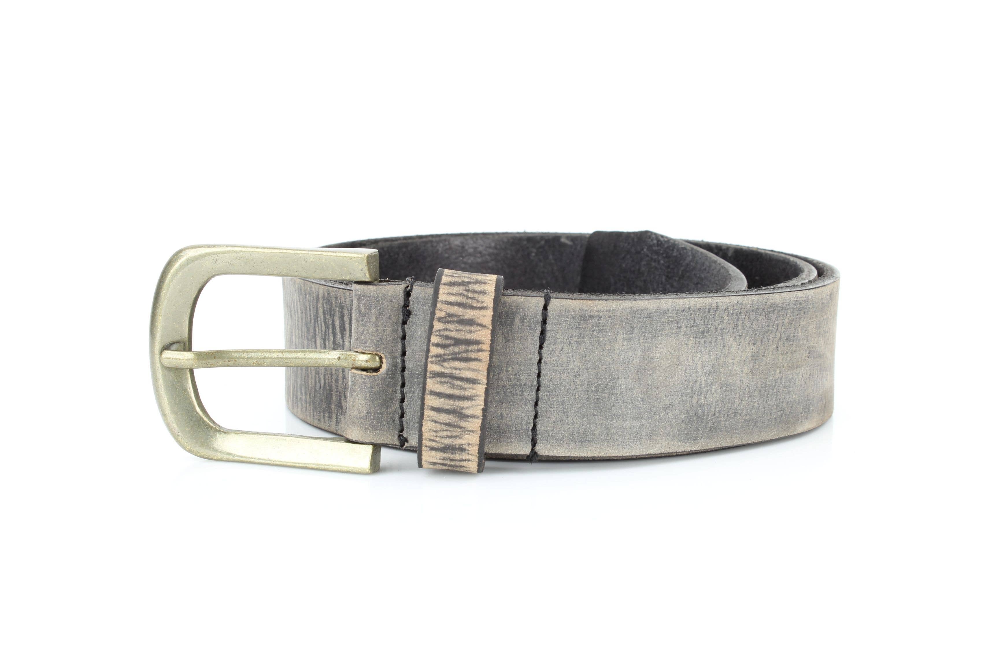 Matte Distressed Variegated Leather Belt