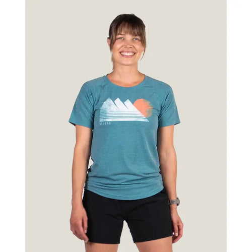 Women's Graphic Traverse Tek Tee Peakshine Green
