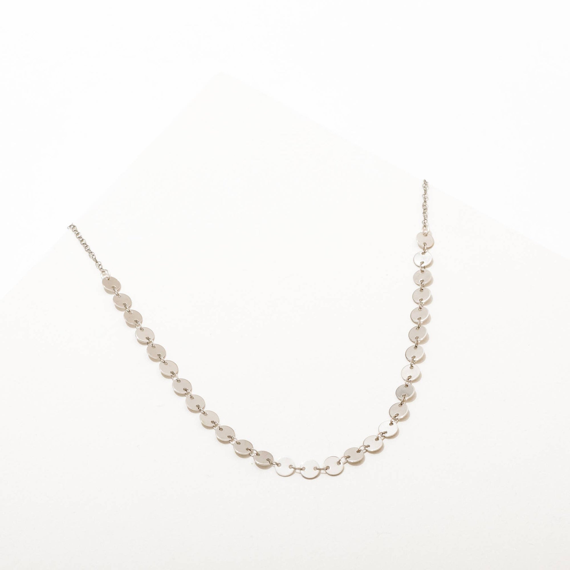 Candra Necklace in Circles Silver