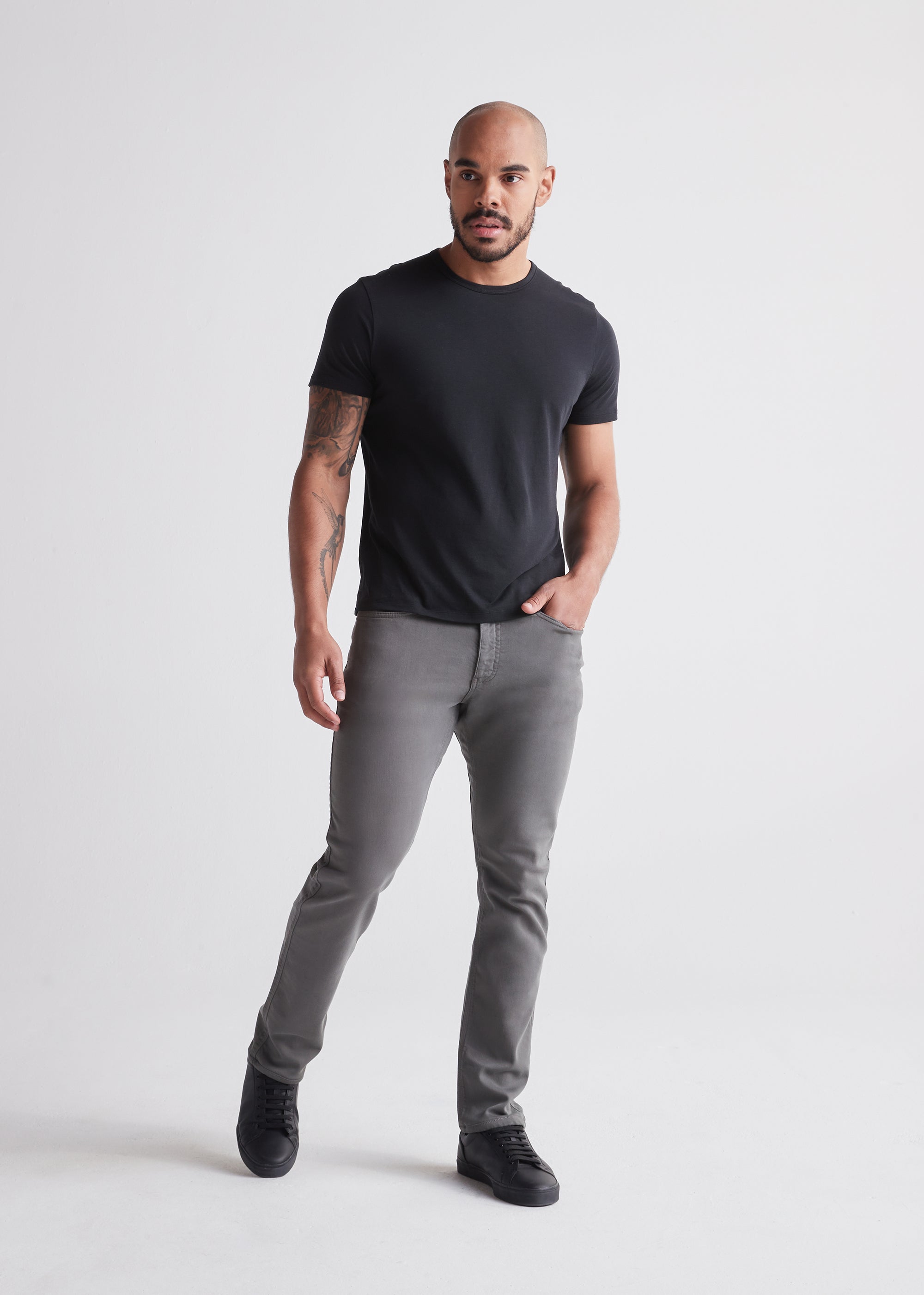 DUER No Sweat Relaxed Taper Pant