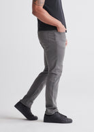 Men's No Sweat Relaxed Taper Pant