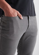 Men's No Sweat Relaxed Taper Pant