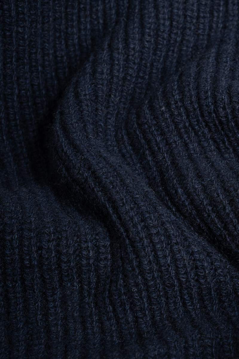 Ester Women's Recycled Cashmere V-Neck Sweater