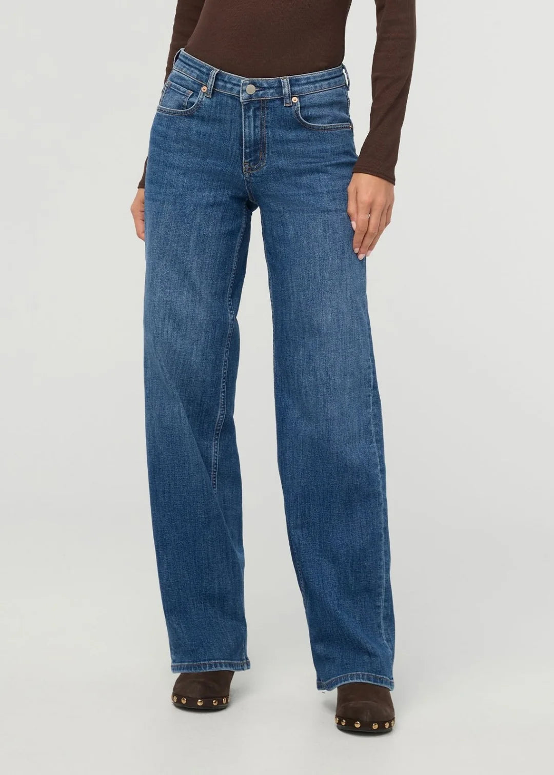 Performance Denim+ Loose Straight
