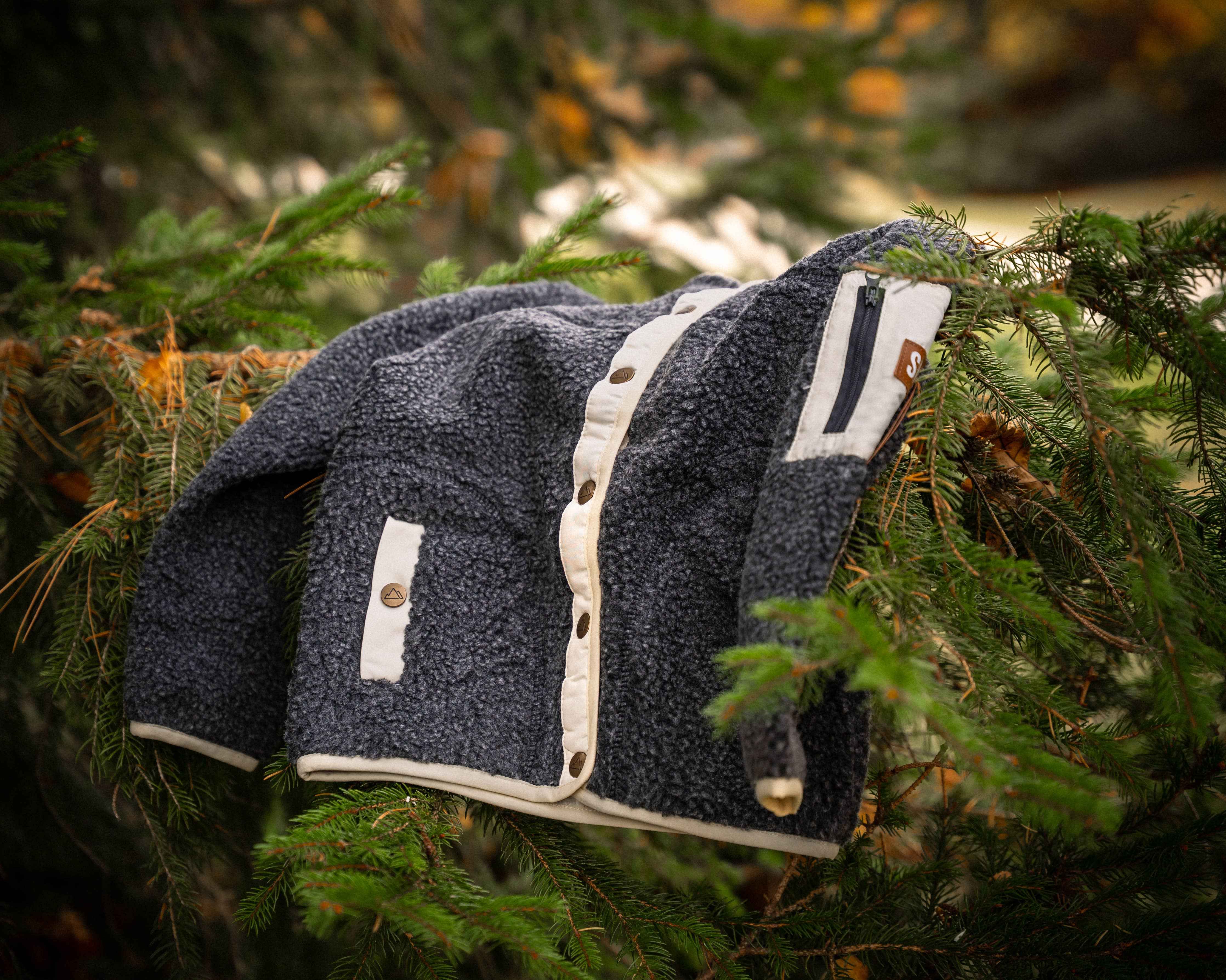Sand and Peak The Glacier Sherpa Jacket