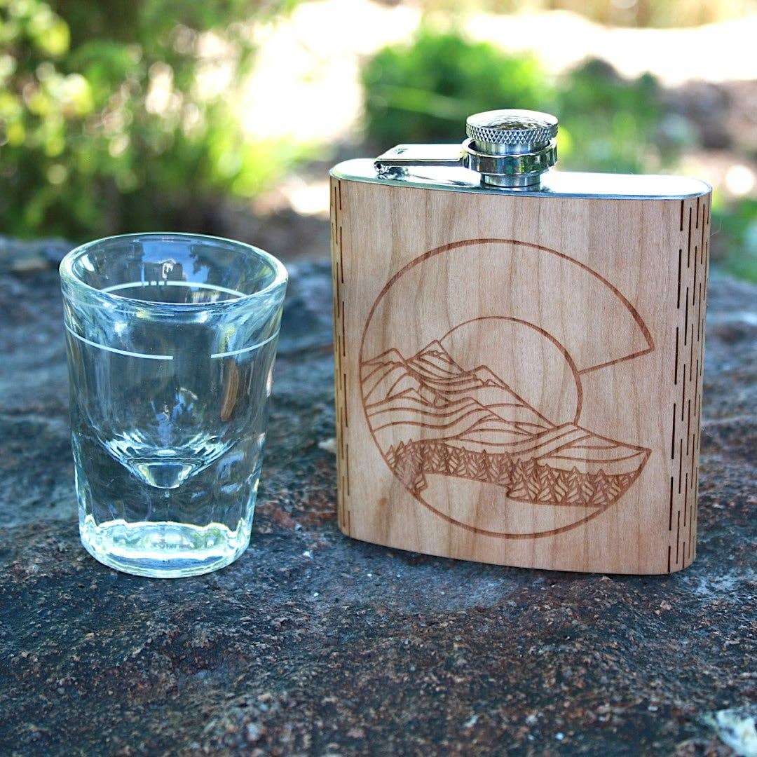 WUDN Handcrafted Colorado Landscape 6 oz. Wooden Hip Flask (Outdoor Adventure Series - Art by Ben McKenzie)