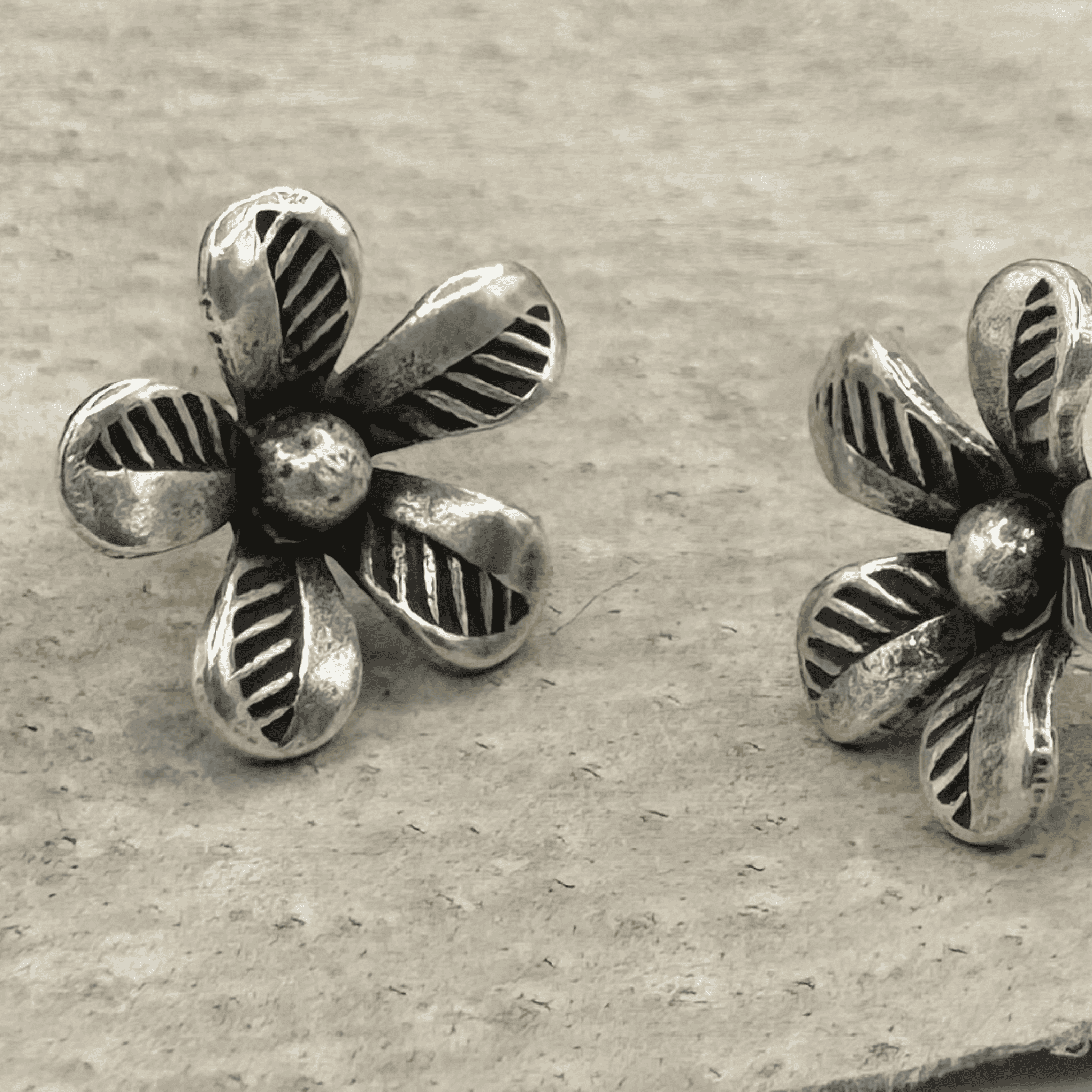 Silver Sparrow Jewelry Sterling silver flower studs