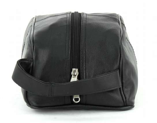 Leather Impressions Inc Leather Toiletry Bag