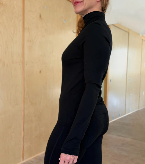 Heidi Mock Neck