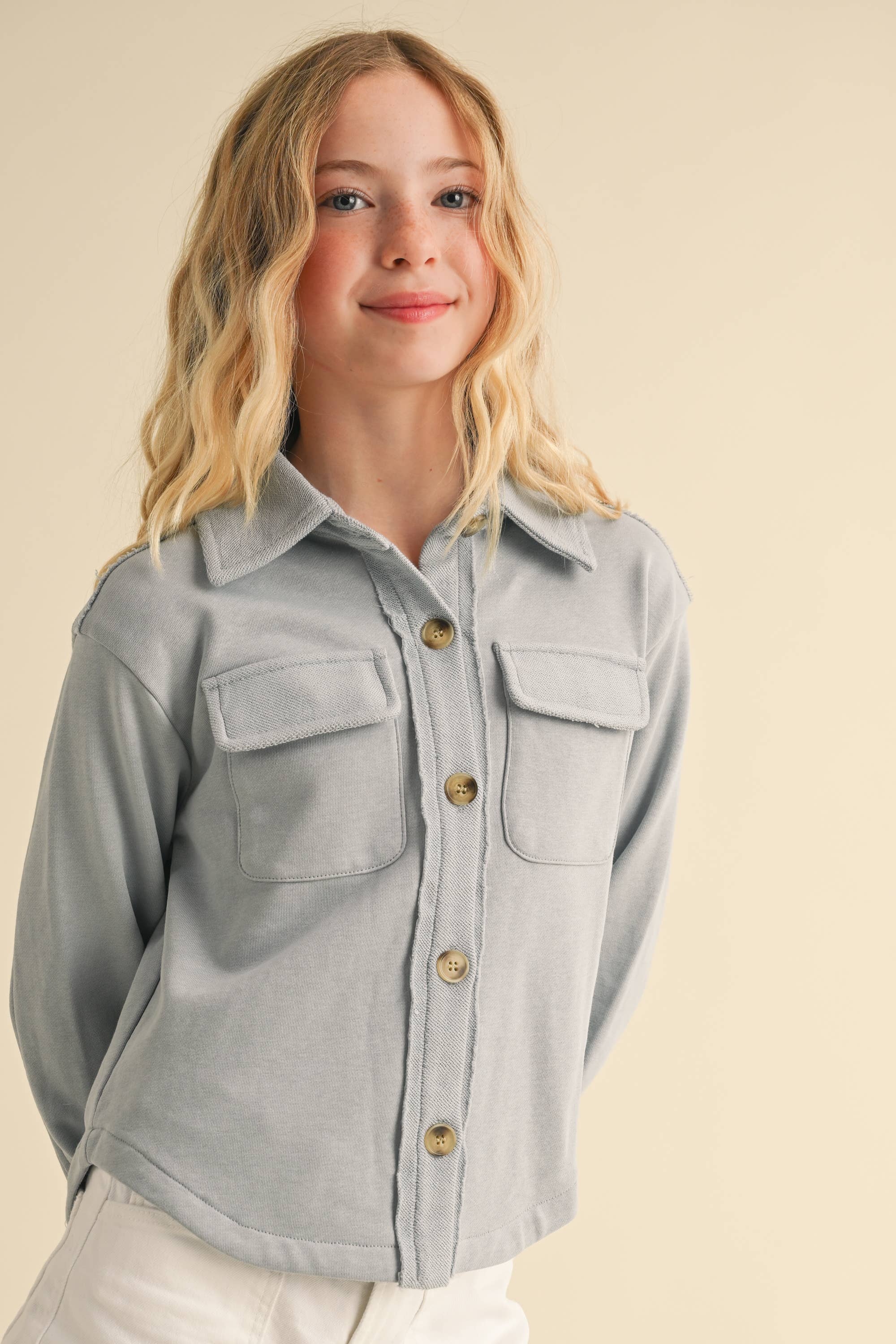 DOUBLE POCKET CROPPED SOFT SHACKET (7-14)