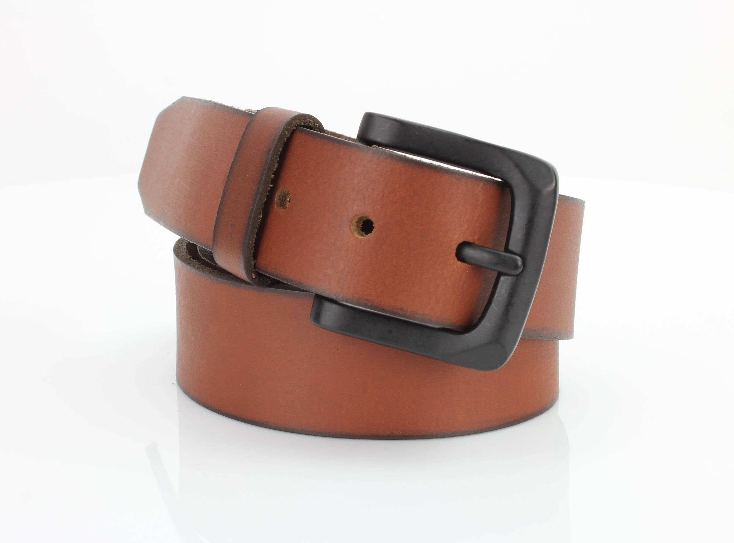 Classic Leather Belt with Fine Stitching and Logo - ABB 010