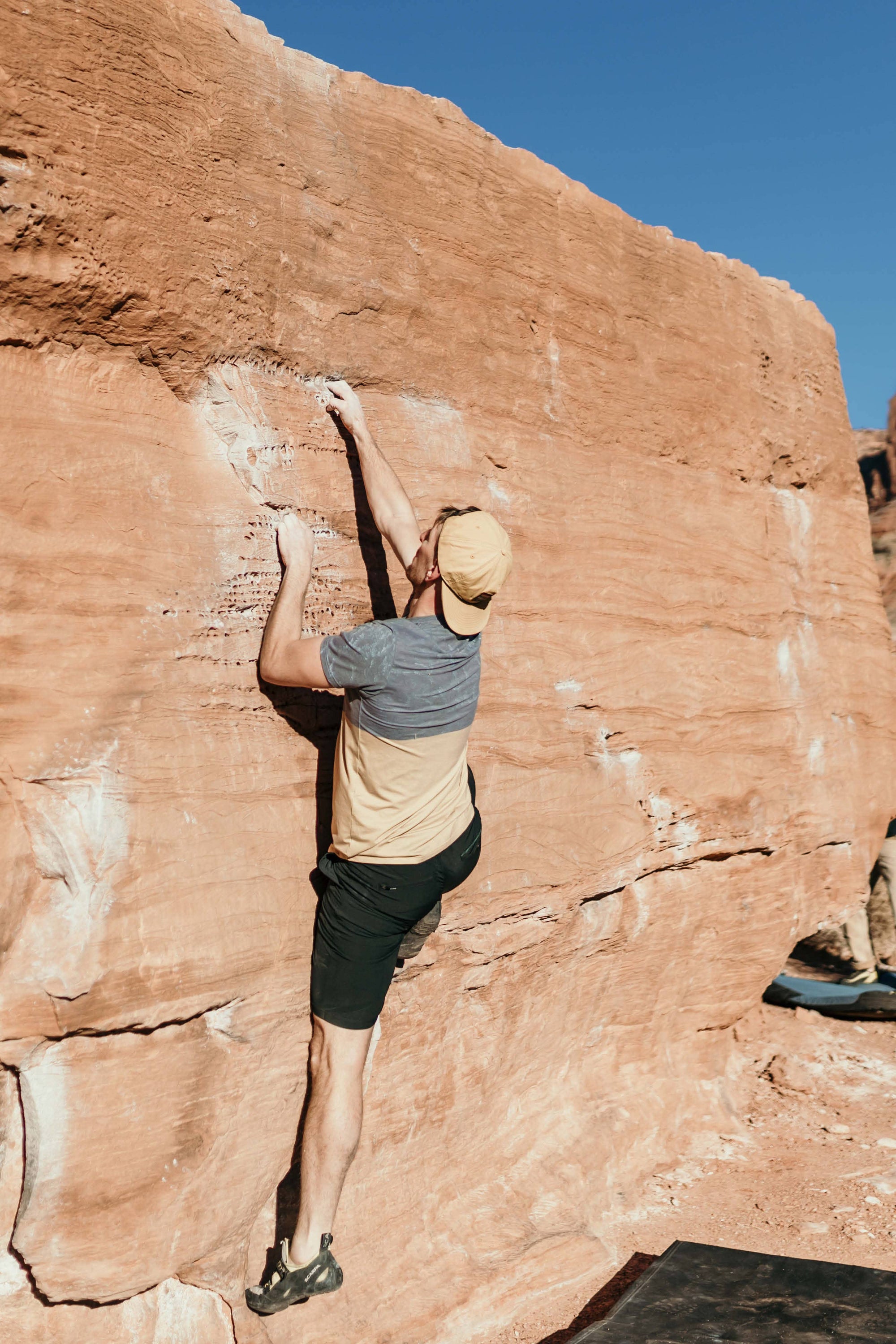 Men's Traverse Tek Tee