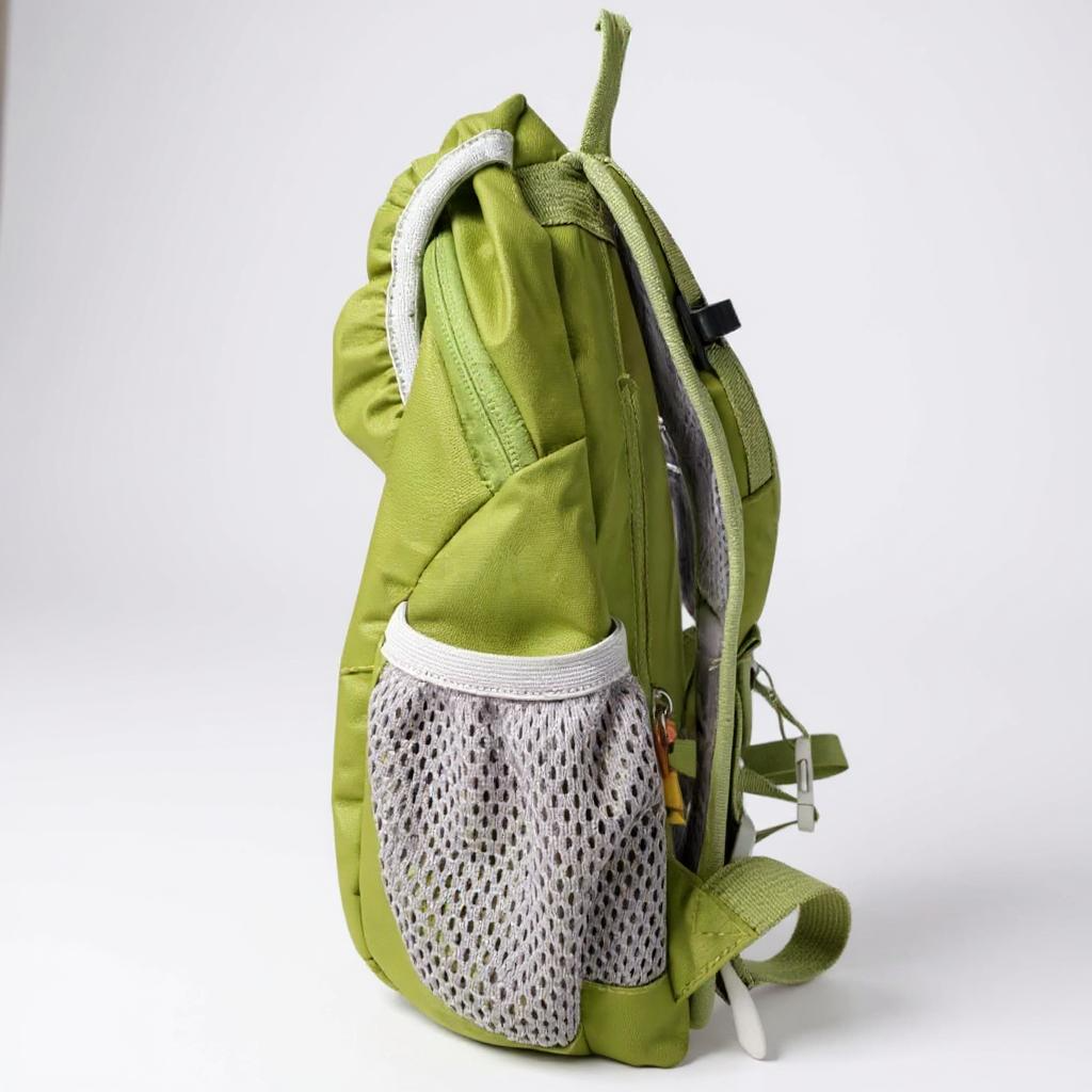 Kid’s (Ages 2 to 7) green Hiking Pack