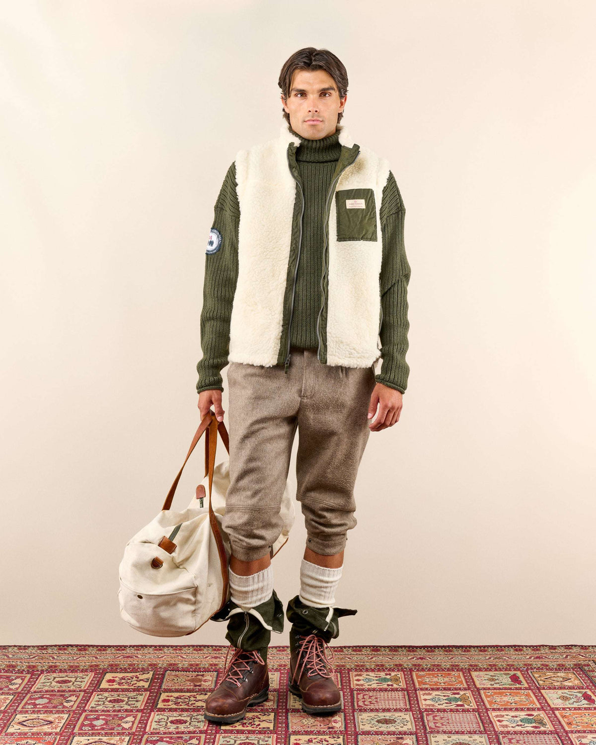 Amundsen Harvester Reverso Waxed Vest