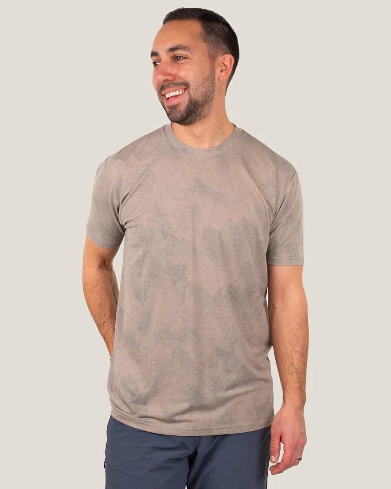 Men's Traverse Tek Tee Peaks Brown