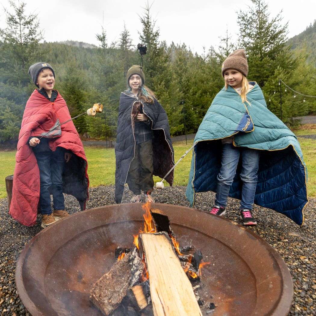 Rumpl Campfire Puffy Throw Blanket
