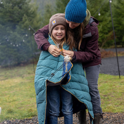 Campfire Puffy Throw Blanket - Sage Navy