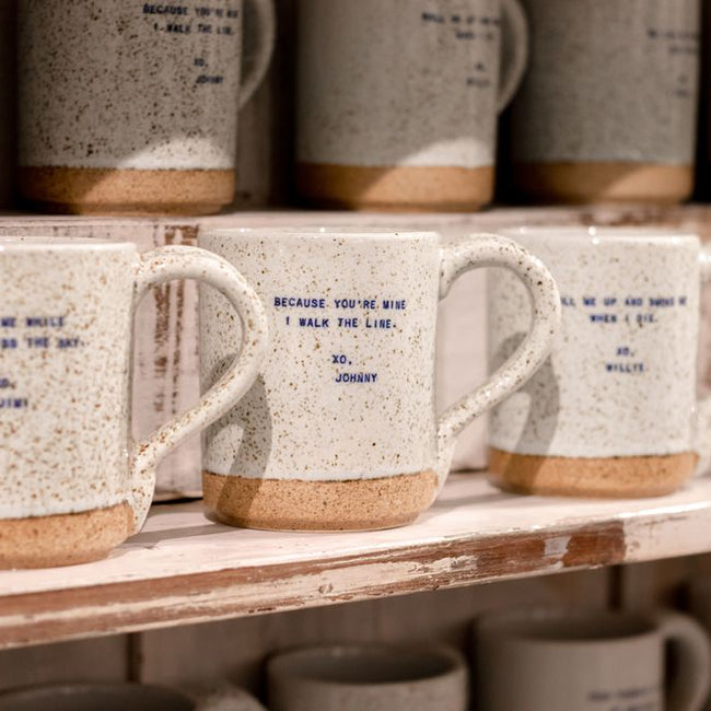 XO Mugs
